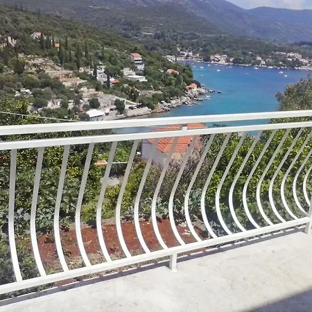 Apartmán Mara Molunat