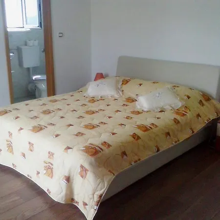 Mara Apartment *