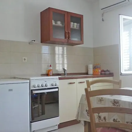Apartment Mara *
